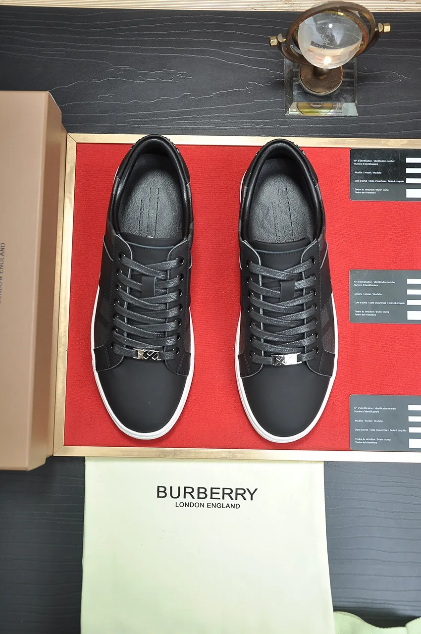 Men's shoes💰480💶[Burberry] (cowhide lining) classic low-top sneakers｜Imported cowhide with classic plaid fabric｜Cow leather lining｜Original outsole｜Fine workmanship and comfortable to wear Size: 38-44 (customized at 45)